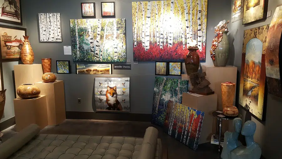 Lund's Fine Art Gallery